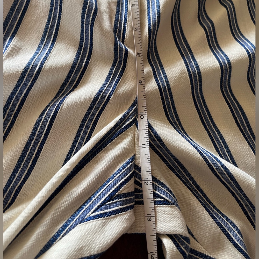 Express NEW ankle, high rise, “paperbag”ruffled waist, 10R pant - Picture 11 of 15